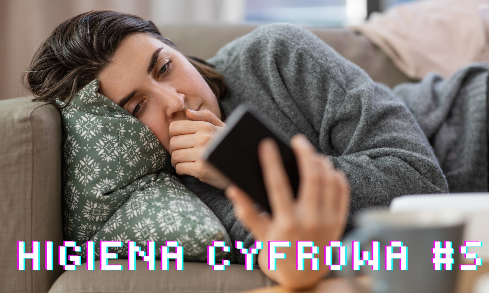 DOOMSCROLLING, CZYLI CIĄGŁE PRZEWIJANIE NEGATYWNYCH TREŚCI